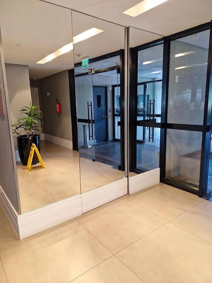 Loft Comfy With Garden Apartment Canoas